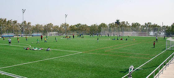 CAMP DE FUTBOL MPAL. DE CAN XALANT