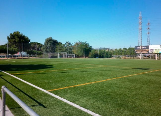 CAMP DE FUTBOL MPAL. ELS PINETONS