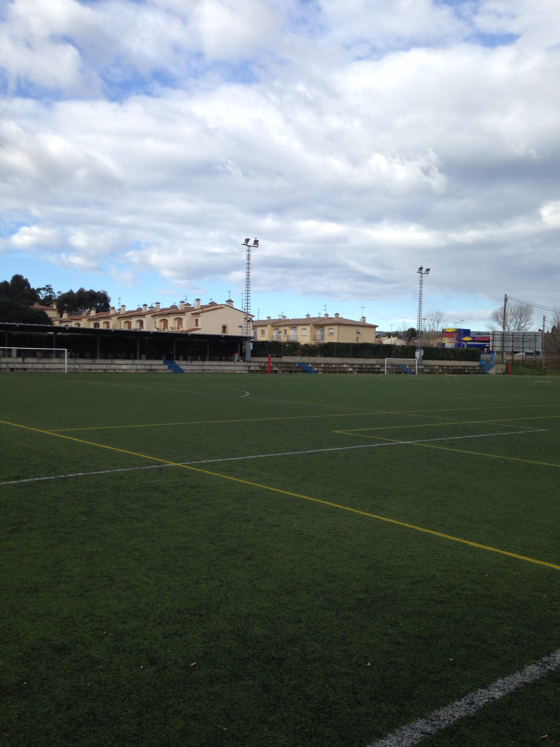CAMP DE FUTBOL ZEM DE RIPOLL (1)
