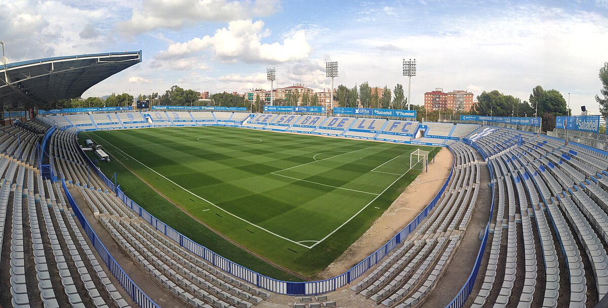 ESTADI MPAL. NOVA CREU ALTA