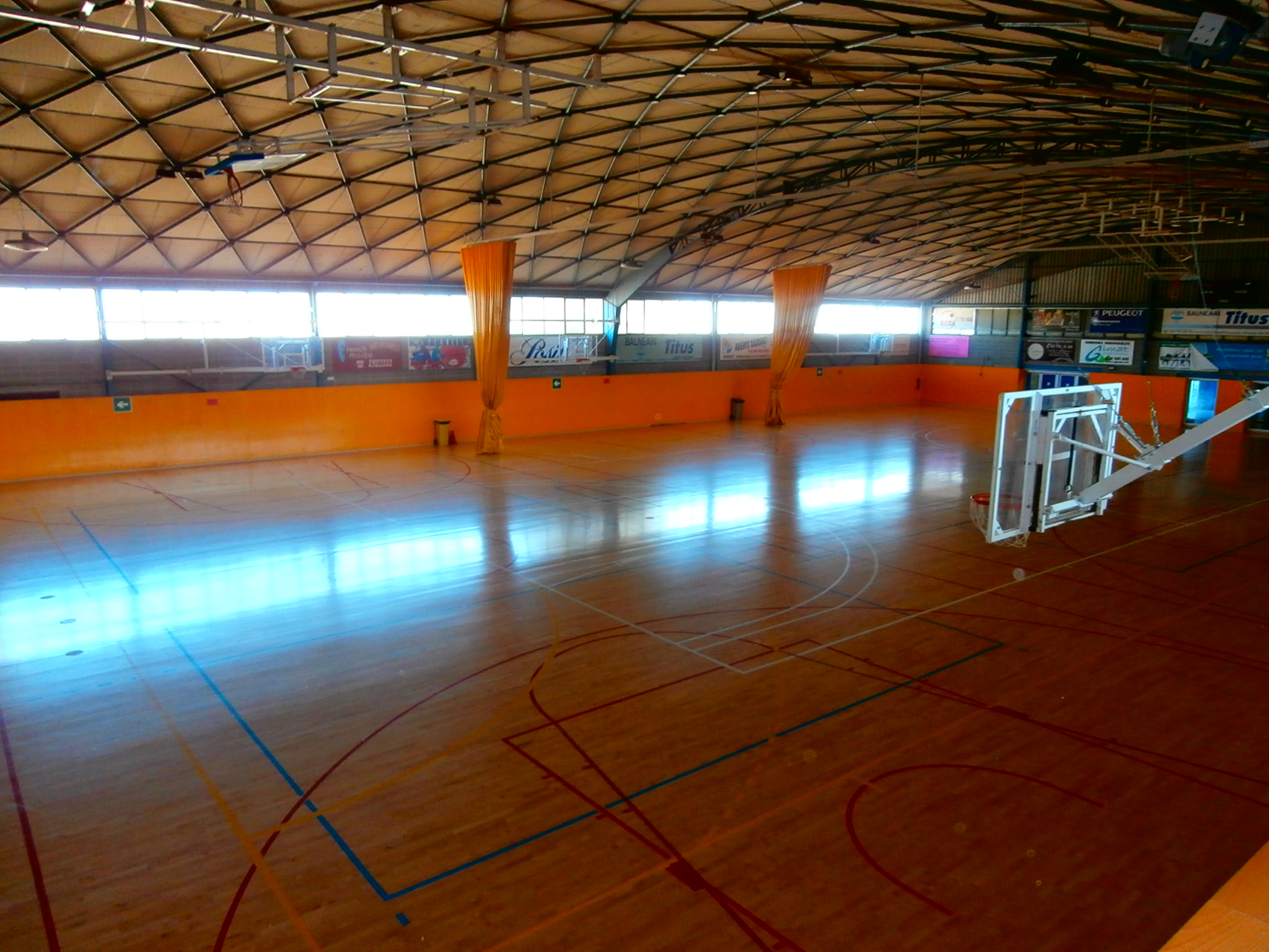 pavell-cem-del-fondo-de-les-creus-parquet-informaci-n-y-ubicaci-n