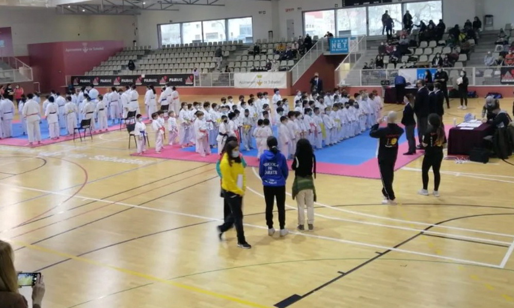 PAVELLÓ MPAL. CARLES NADAL I COSP
