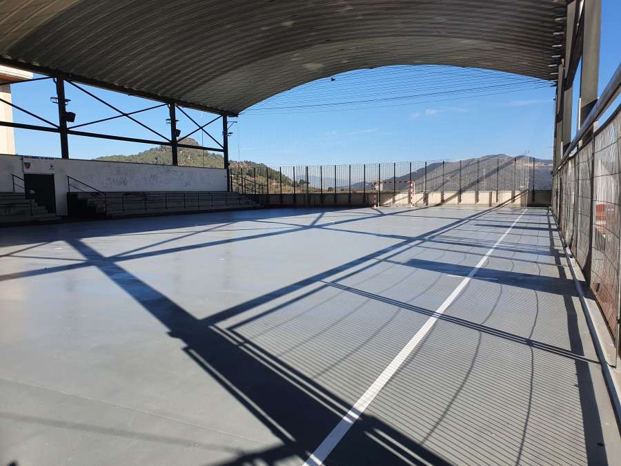 PISTA COBERTA MPAL. CAN COLL