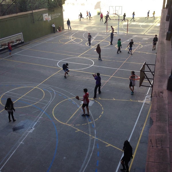 pista-colc2b7legi-casp-sagrat-cor-de-jesus
